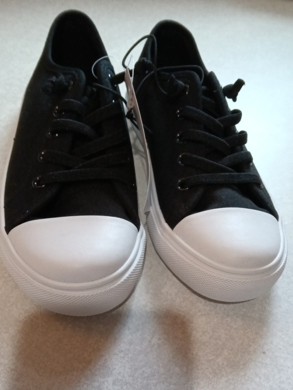 Soda Black Canvas Kids Sneakers with White Toe Cap